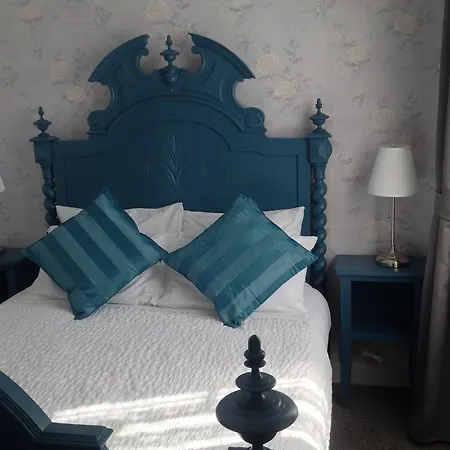 Le Petit Dragon Rouge Gasthof