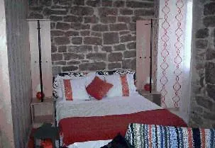 Gasthof Le Petit Dragon Rouge Miers