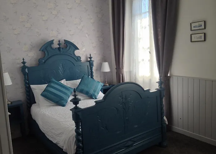 ゲストハウス Le Petit Dragon Rouge *